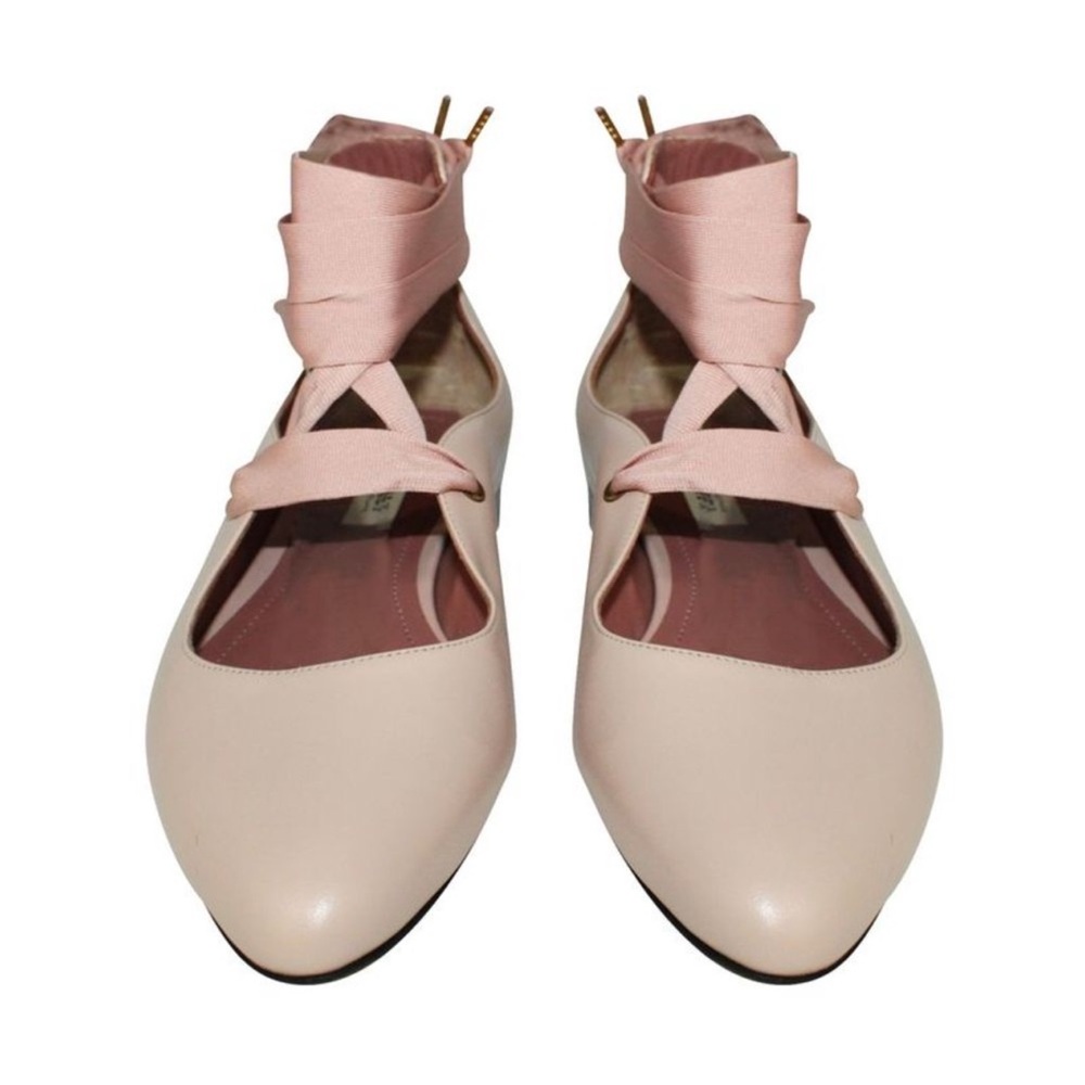Bally Cream and Pink Flats Timeless Elegance - Picture 4 of 7